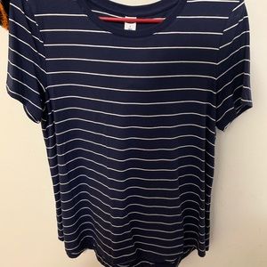 Old navy shirt